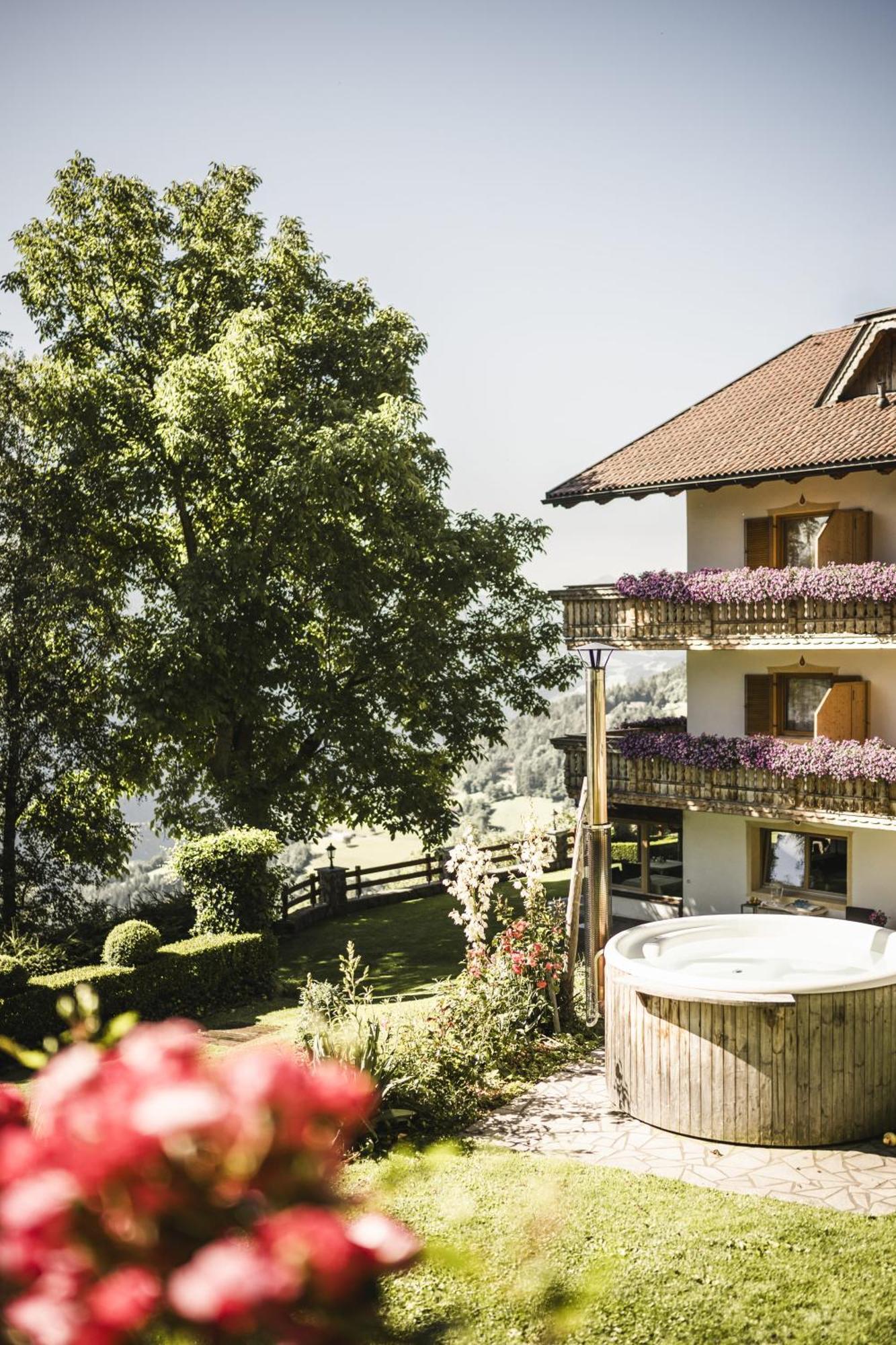 Boutique Pension Erlacher - Adults Only ヴィッランドロ エクステリア 写真